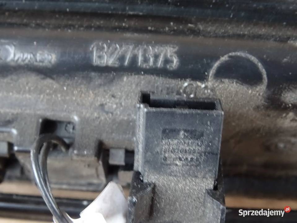 Włącznik otwierania klapy przycisk klamka Opel łódzkie Parcice