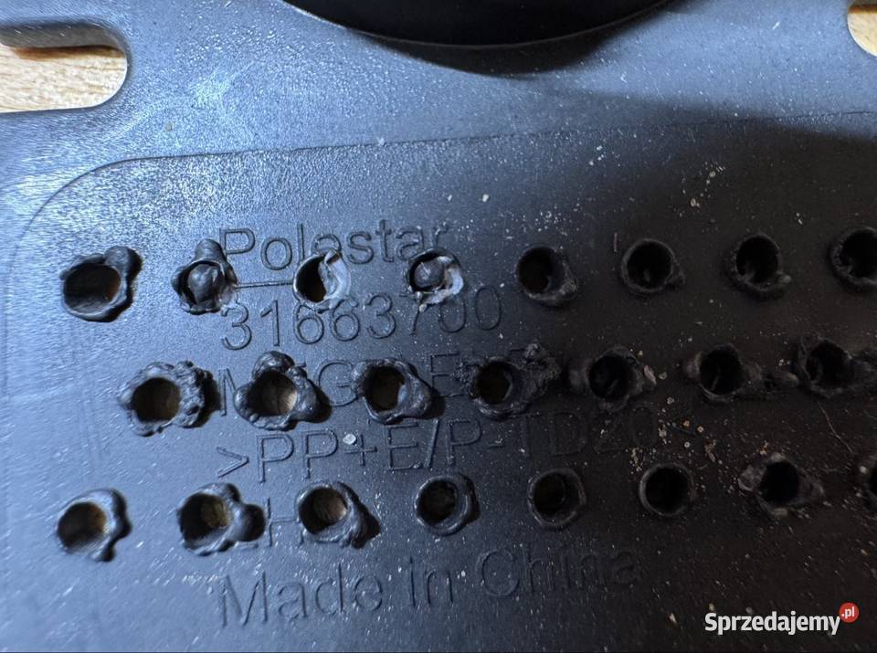Koszyk czujnika parkowania Polestar 2 31663700 Rok produkcji 2021