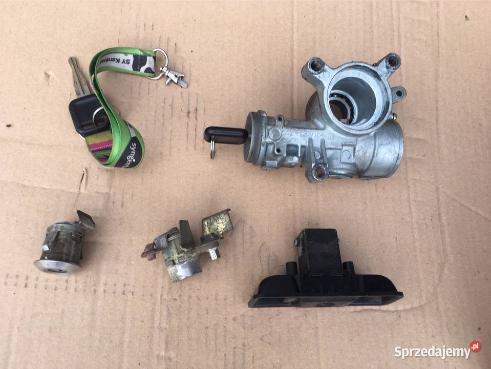 Stacyjka Wkładki Drzwi Schowka Frontera A Sport