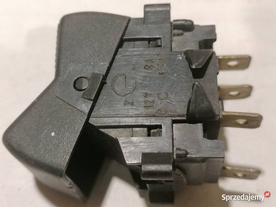 włącznik świateł awaryjnych 4 pin FSO Polonez Piotrków Trybunalski
