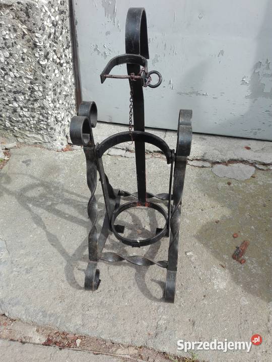 Kuty metalowy stojak na Wino Krosno sprzedam