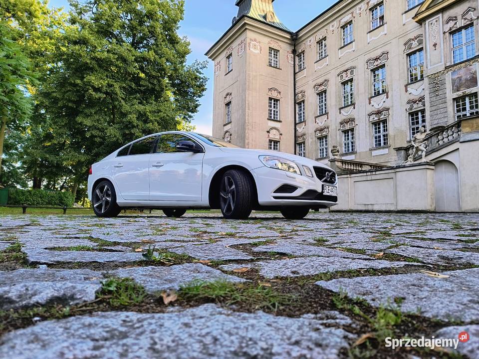 Volvo S60 2011 20 D3 R Design Rok produkcji 2011 Rydzyna
