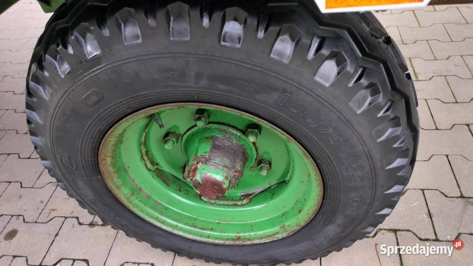 Rozrzutnik obornika dwuosiowy Czarna Białostocka