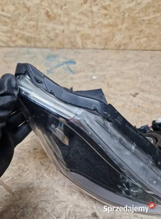 Subaru XV lampa reflektor prawy przód przód Złotoryja