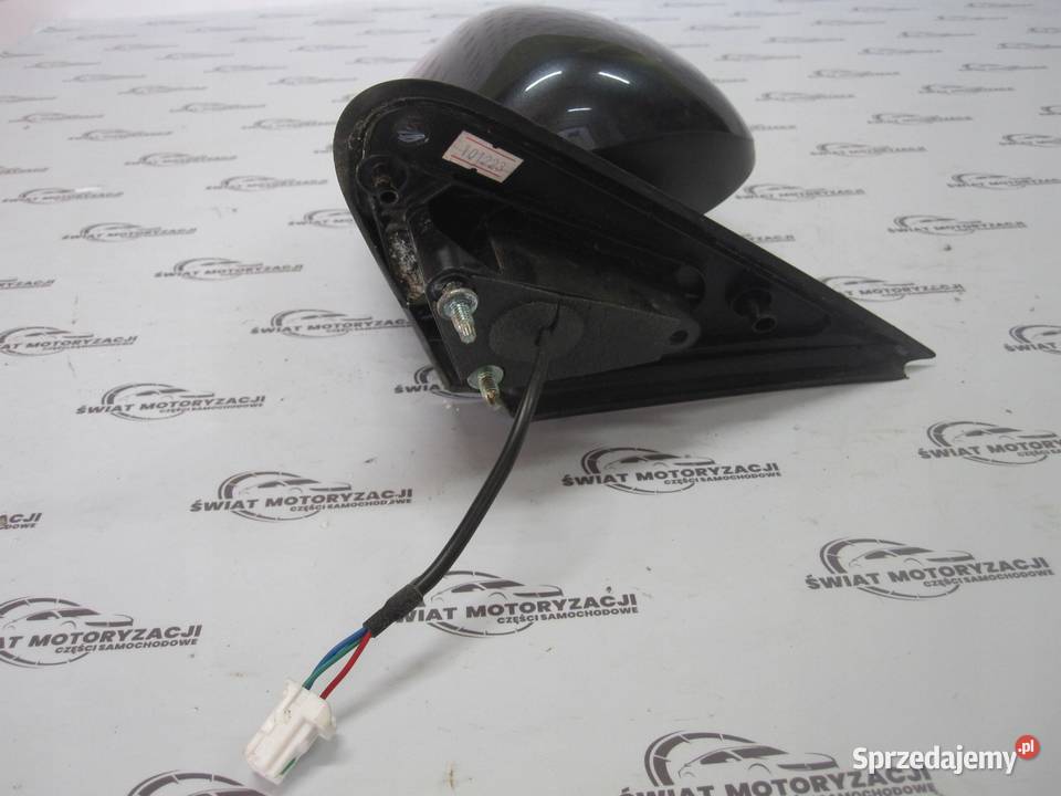 NISSAN JUKE 11r lusterko prawe Z33301 3 PIN