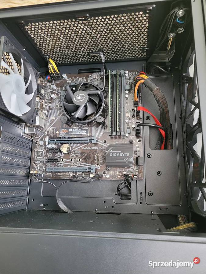 Komputer gamingowy i7 10700 Gigabyte B460M SSD Pozostałe Komputery i Akcesoria Sandomierz