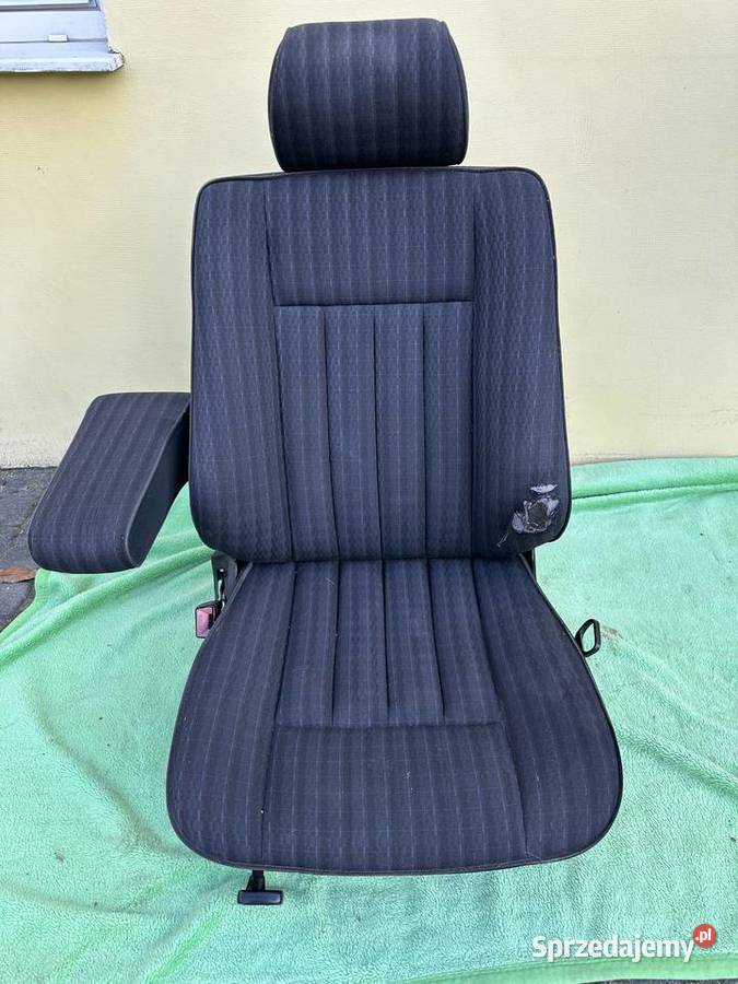 FOTELE KANAPA BOCZKI MERCEDES W 124 1992 osobowe