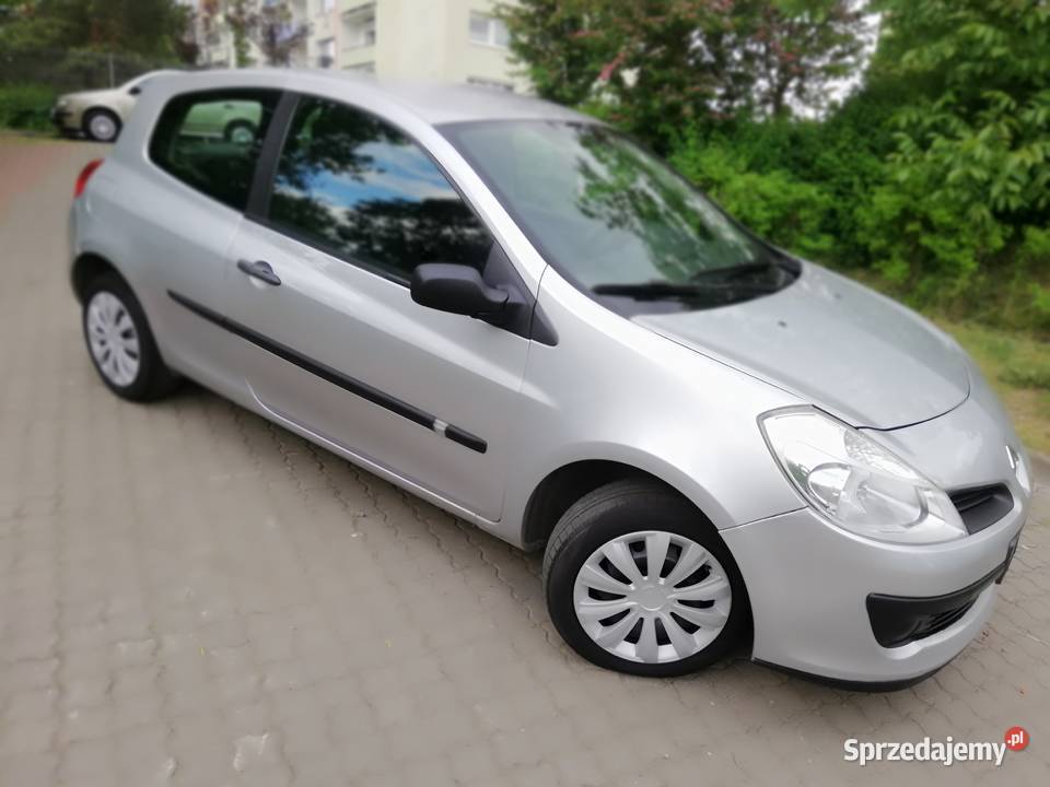 clio 3 1216v benz2005112006 klima dziala 184 75KM Clio kujawsko-pomorskie