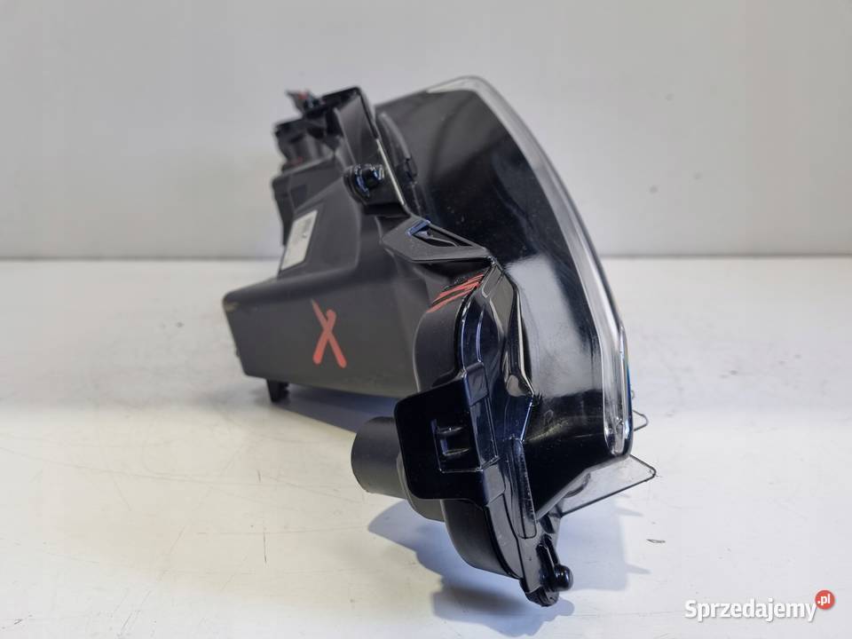LAMPA LEWA Toyota Camry VIII PRZEDNIA LEWY PRZÓD osobowe lubelskie Rudka