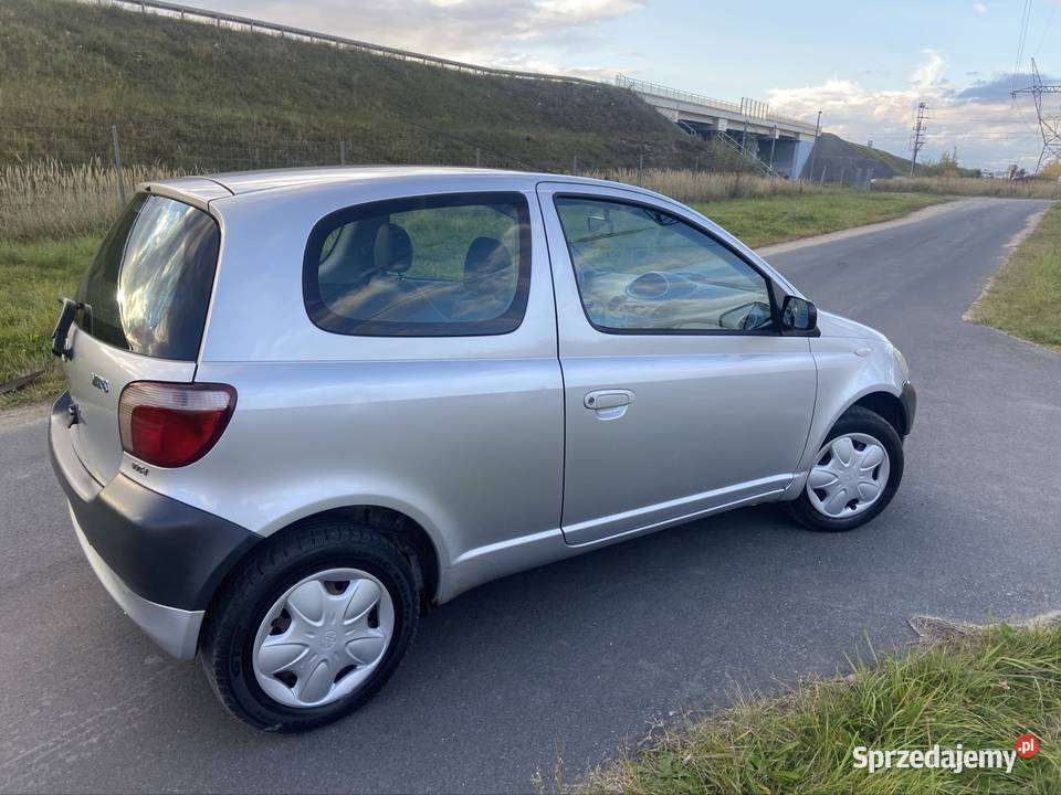 Toyota Yaris 1 10 Poznań sprzedam