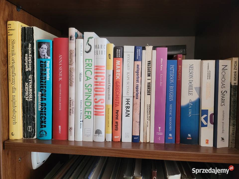 Książki różne kategorie ładne stany