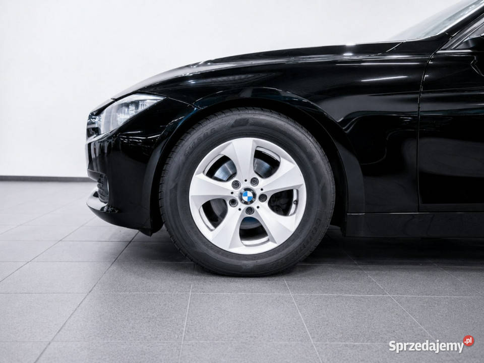 BMW 320 F30F31 2012 lakier metallic Sadlno sprzedam