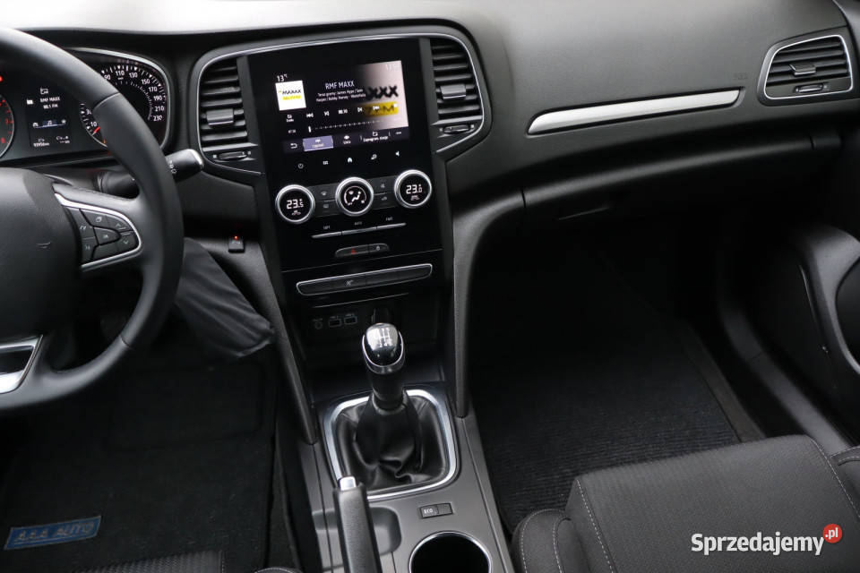 Renault Megane 13 TCe manualna Megane