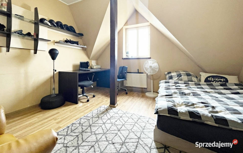 Duże mieszkanie w Kamienicy z loggią Liczba pokoi 5 Sprzedaż Opole