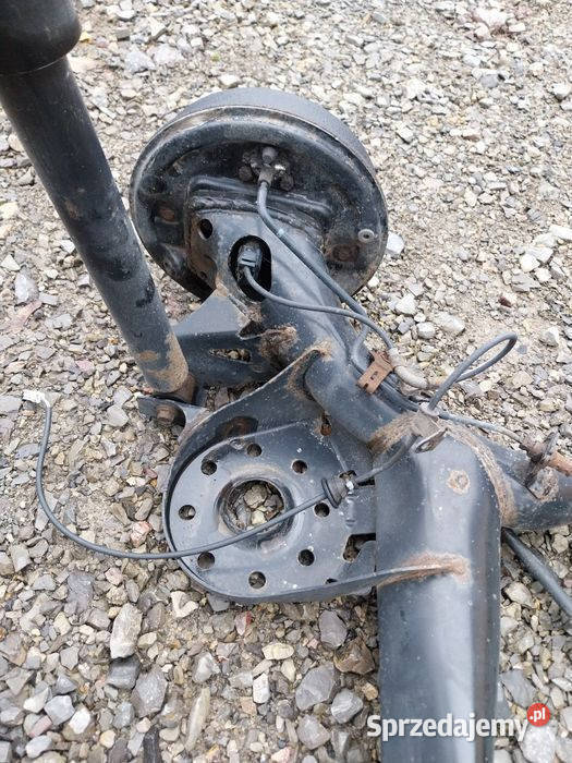 Belka oś zawieszenie tył 14 d4d toyota yaris III Układ napędowy