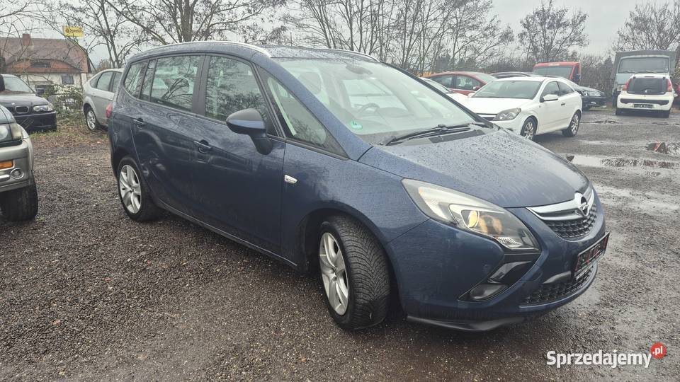 ZAFIRA 14 140 7 OSOBOWA OPŁACONA BEZWYPADKOWA Van / Minibus Rzeszów sprzedam