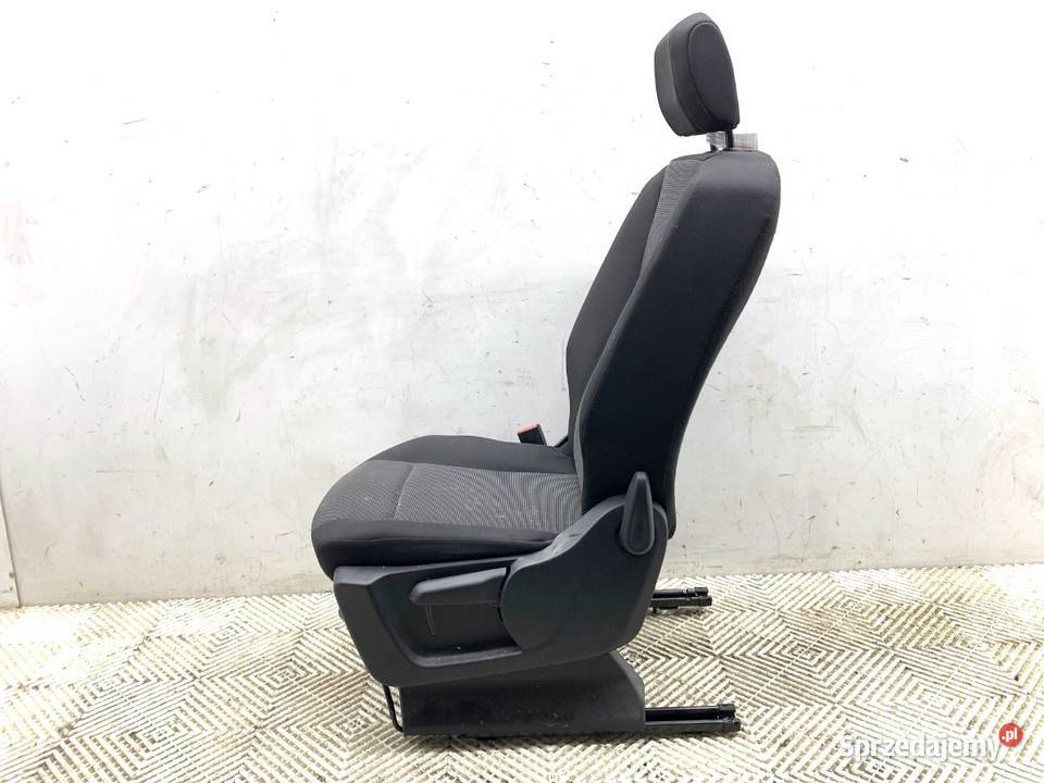 FOTEL LEWY PRZÓD OPEL COMBO D Van minibus Fotele i kanapy