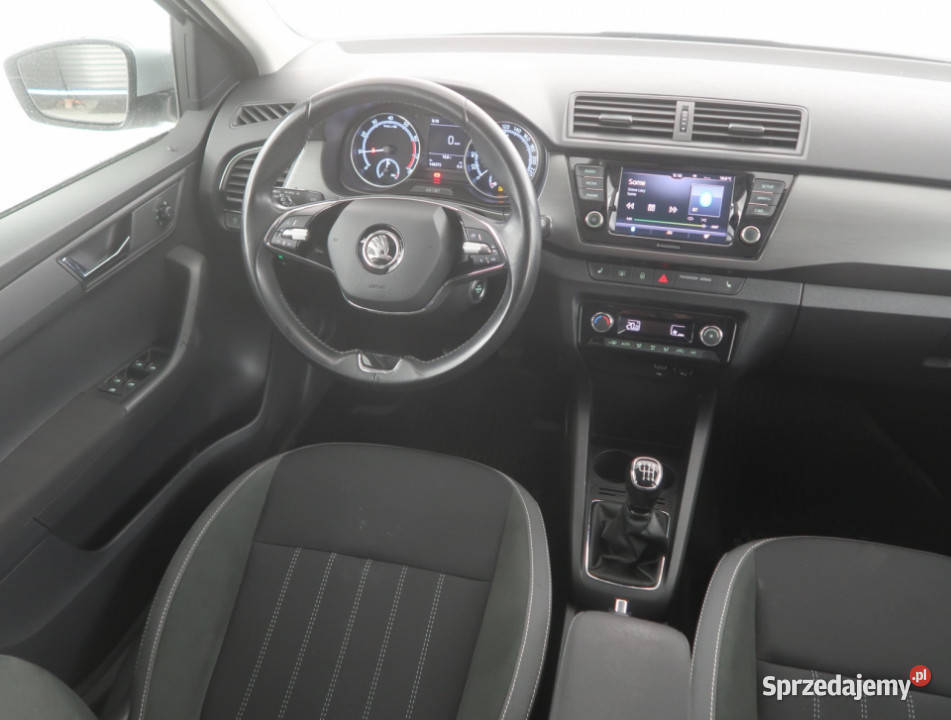 Skoda Fabia 10 TSI czujnik parkowania Bielany Wrocławskie