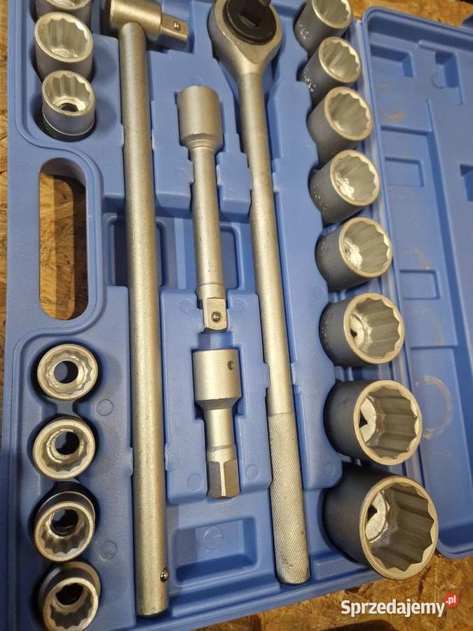 Zestaw kluczy nasad21el34 12kąt1950mm z walizką