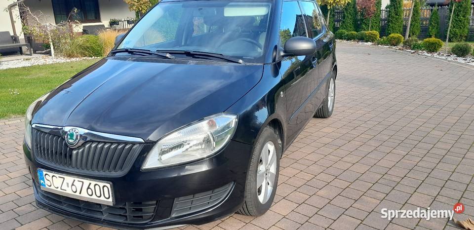 Skoda Fabia 12 htp Długie Opłaty 235000km Škoda Hutki