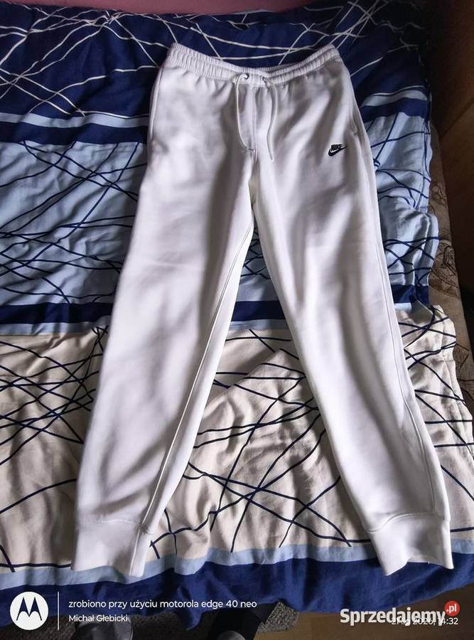 Sprzedam nowy Dres NIKE Józefów