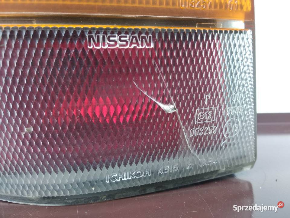 Nissan Primera P10 Y10 kombi lampa tył tylna osobowe łódzkie Sieradz