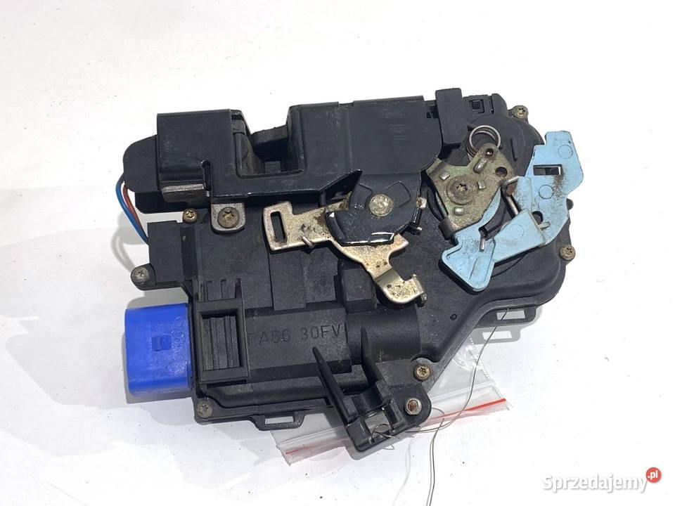 ZAMEK DRZWI LEWY PRZÓD VW TOUAREG SUV 0213 osobowe sprzedam