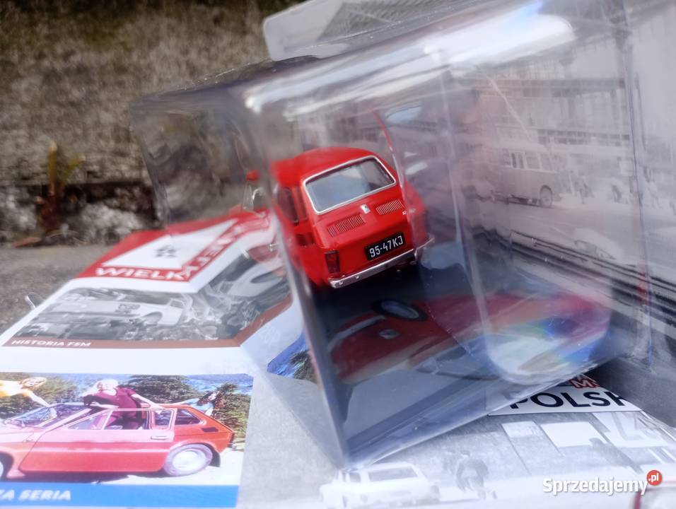 POLSKI FIAT 126P maluch hak kultowe Maluchy Warszawa