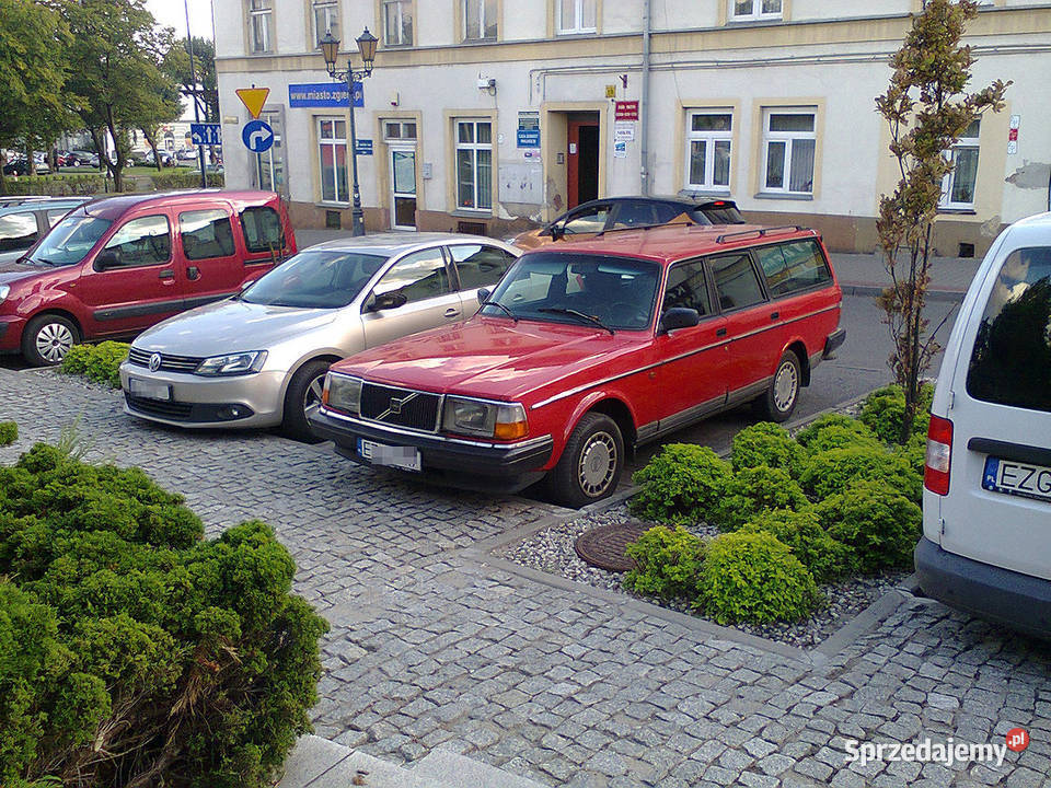 Volvo 240 kombi wszyscy się nim oglądają Zgierz