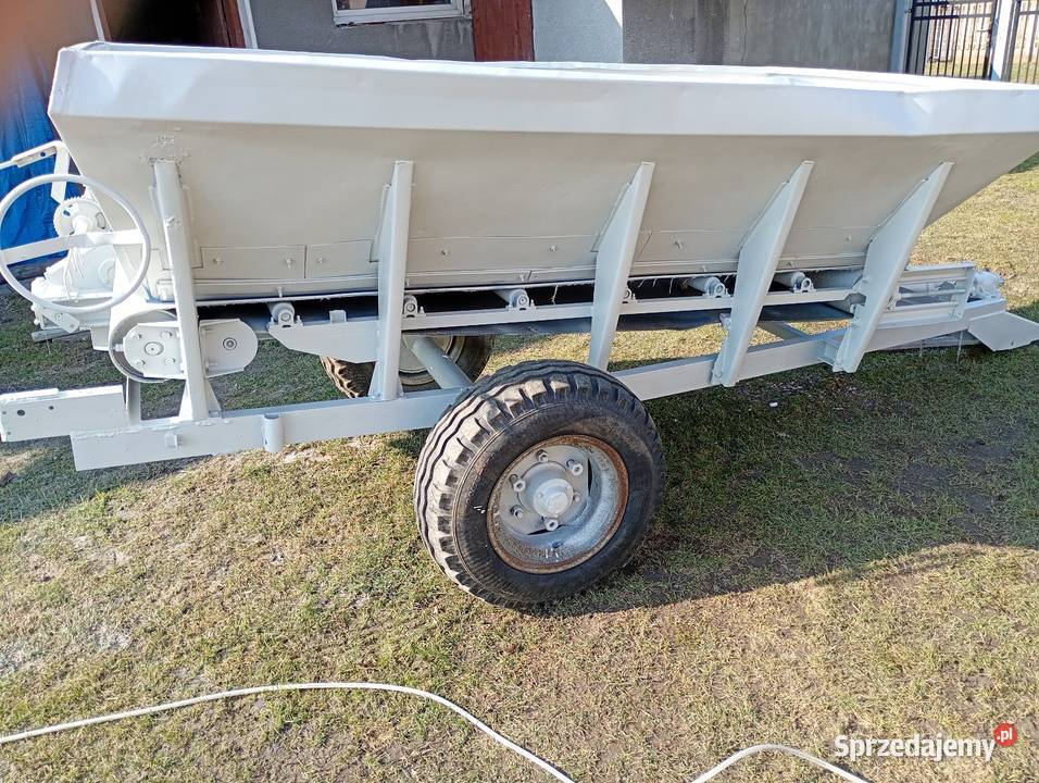 Rozsiewacz RCW 3 Rozsiewacze nawozów Nawożenie