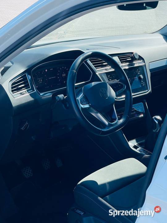 Volkswagen Tiguan II 15 TSI EVO Life SALON Rawa Mazowiecka