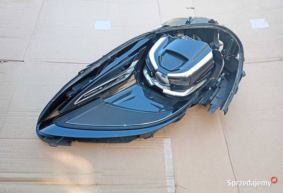 Porsche Macan Lift Fully Led reflektor lampa wielkopolskie Przeźmierowo