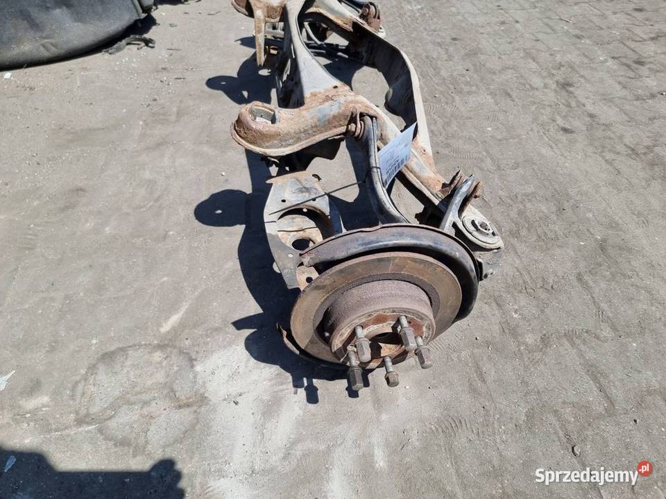 BELKA SANKI TYŁ MERCEDES W124 Lipno