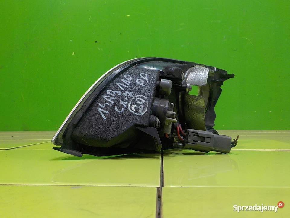 MAZDA CX7 LIFT 22 D 10r kierunkowskaz prawy