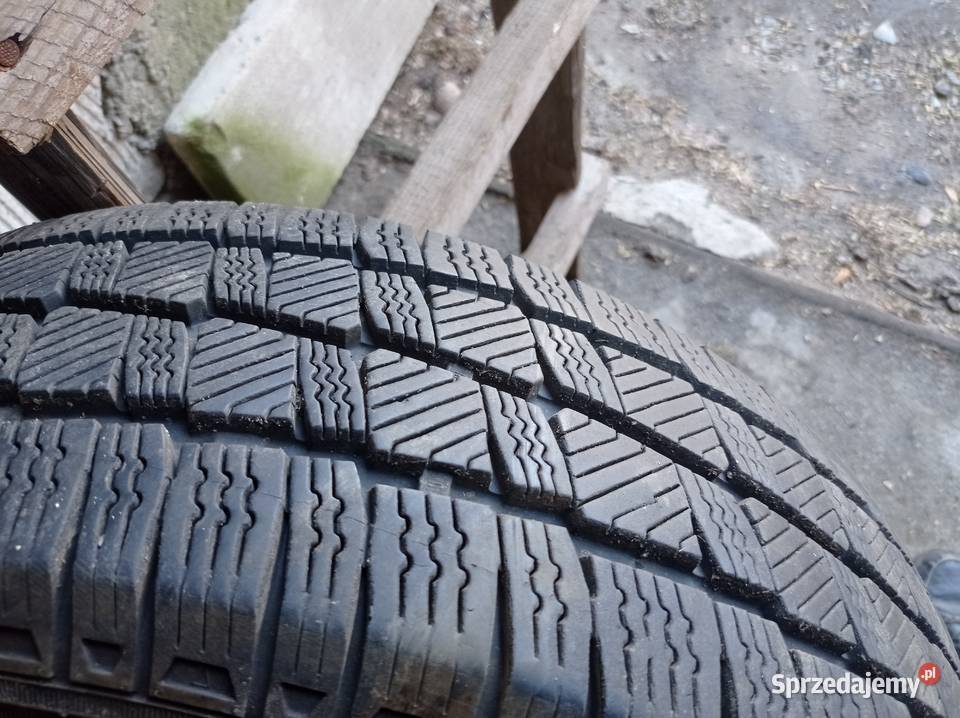 Opony 16c 20565r16 nowe