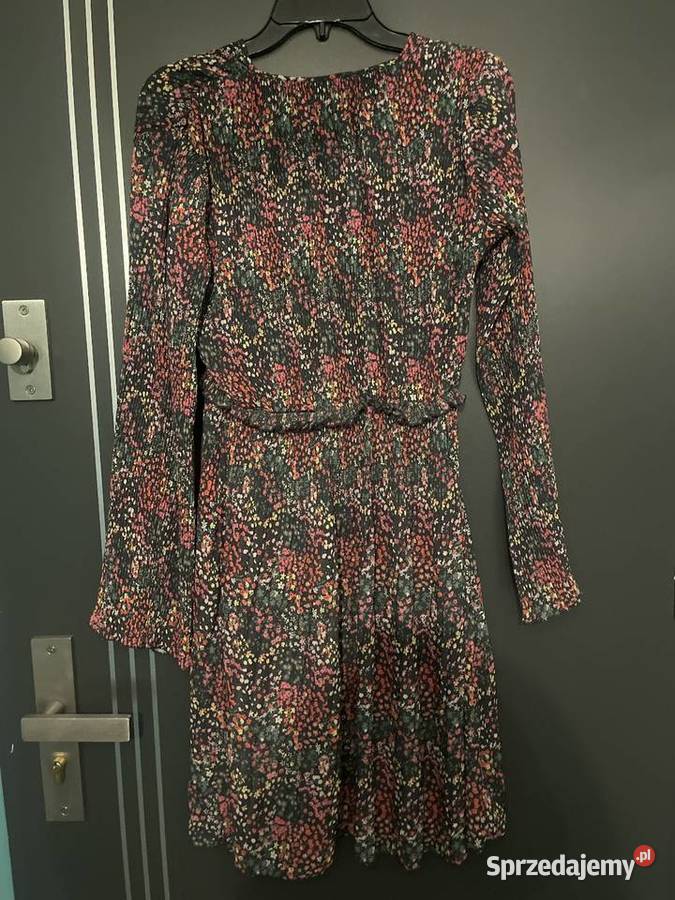 Primark sukienka modny wzór kwiaty plisowana 40 Spódnice i sukienki Choszczno