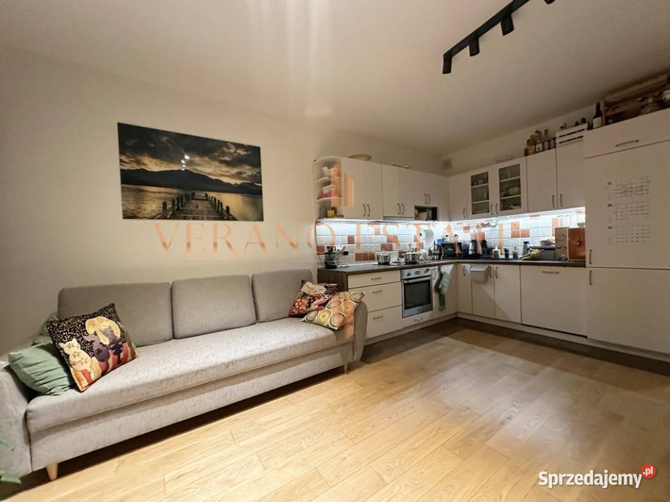 Przestronne 4 pokoje 82m2 2 miejsca garażowe Liczba pokoi 4 Warszawa sprzedam