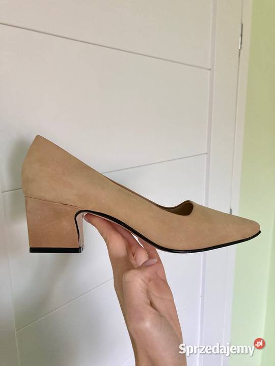 Nowe skórzane beżowe nubukowe buty Boston Accent Nisko sprzedam