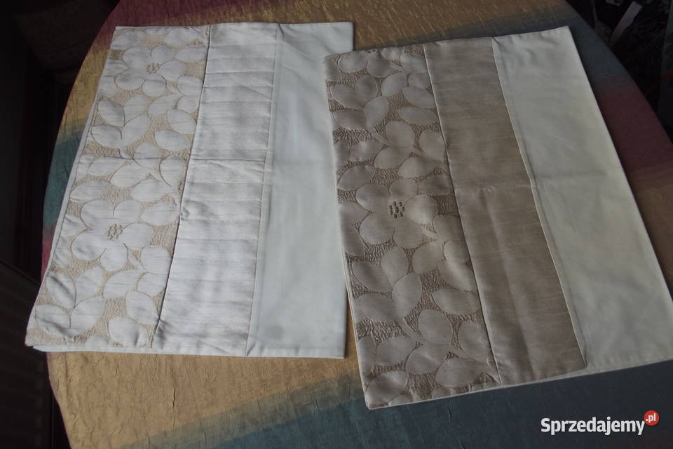 Dwie poduszki kwiaty Piekary Śląskie