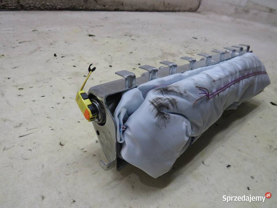 PODUSZKA KOLANOWA VOLVO V40 II P03127143 osobowe sprzedam