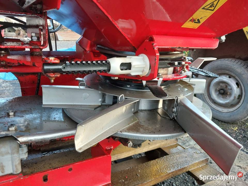 Rozsiewacz Kverneland DSM Brzeg