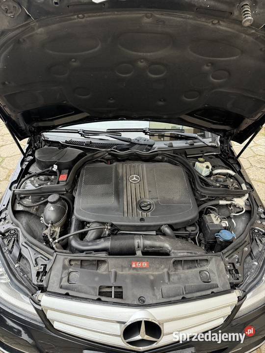 Mercedes c 204 sedan 2011 regulowane zawieszenie Warszawa