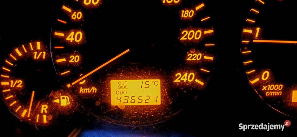 Toyota AVENSIS 2005 Srebrma Stan BD