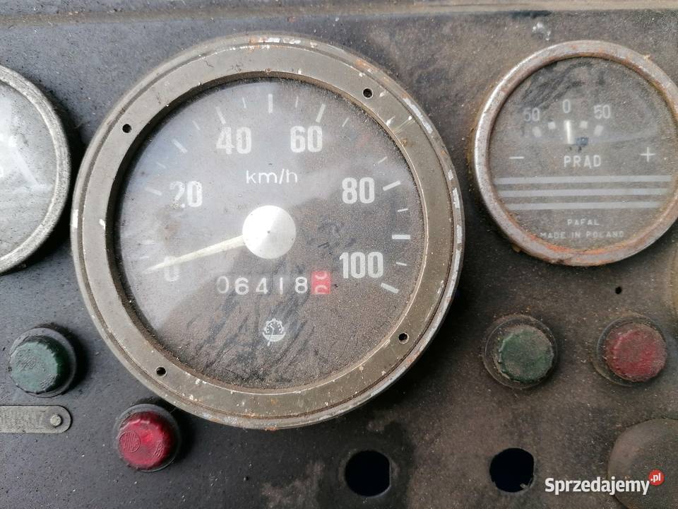 Deska rozdzielcza do samochodu