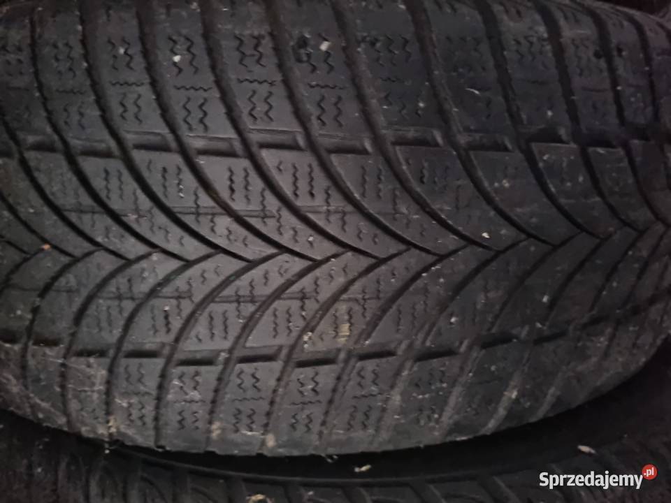 Sprzedam 4 felgi z oponami zimowymi 17 5 śrub Wiśniowa