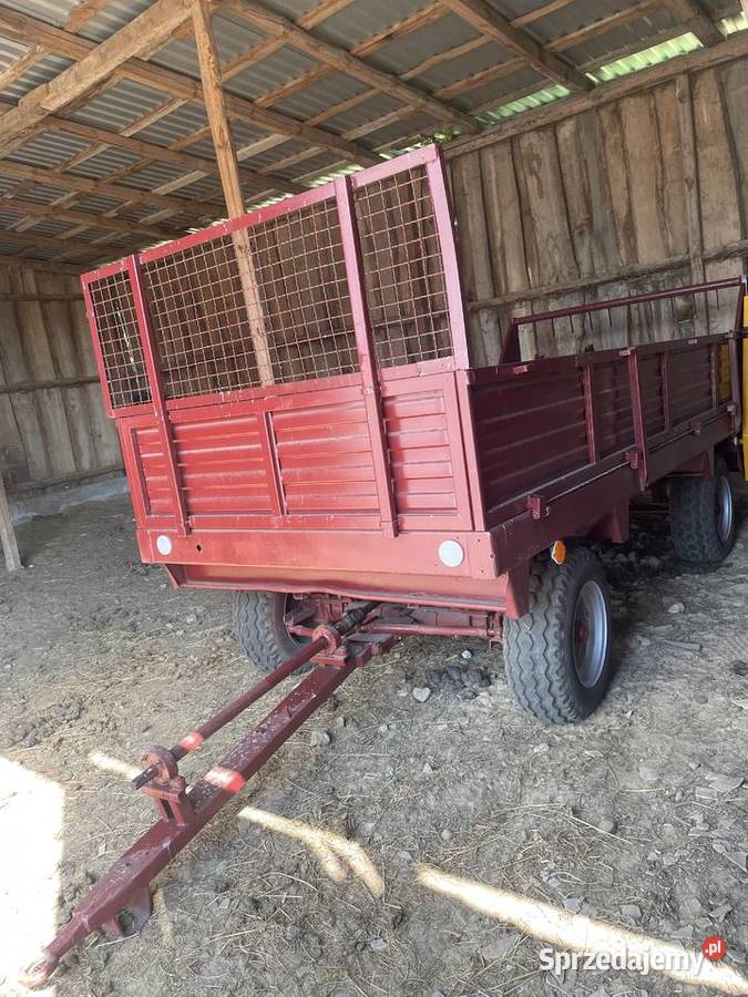 Sprzedam ciągnik i rozrzutnik Pozostałe Łomża