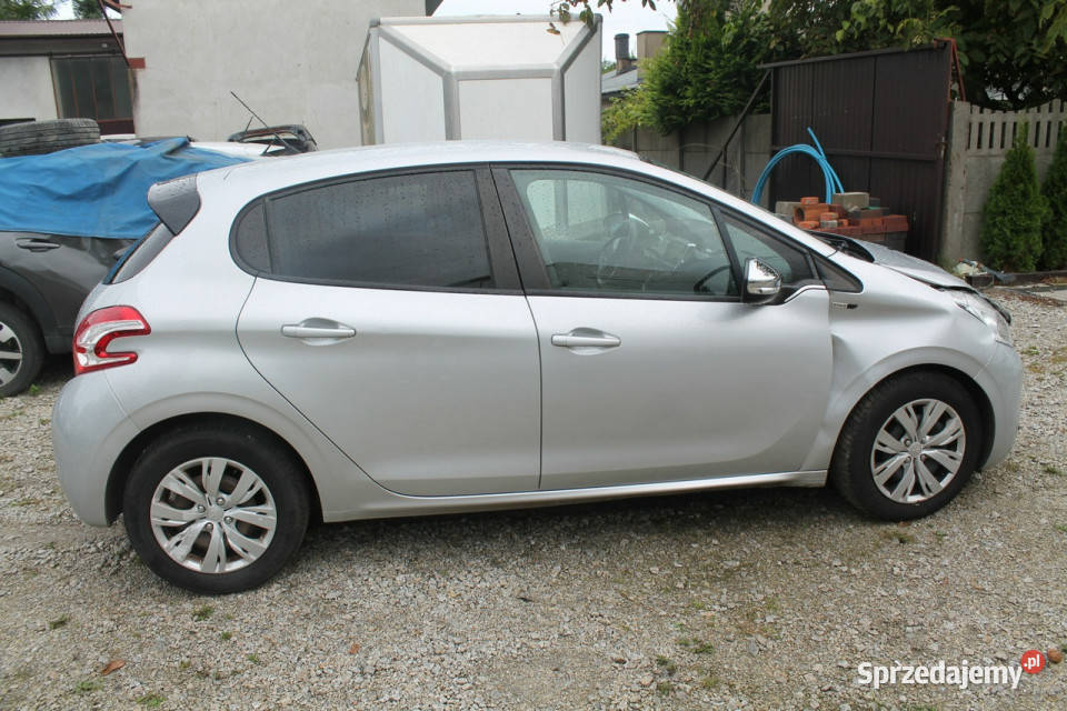 Peugeot 208 I 20122019 92KM Ostrów Wielkopolski