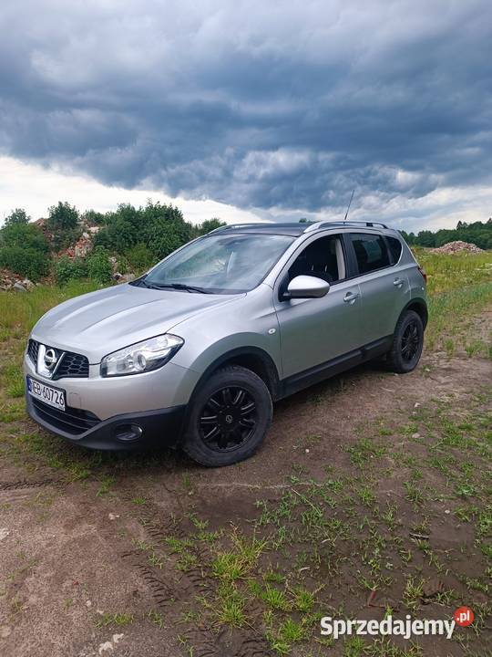 Nissan Qashqai 2010r 20 140 benzyna automat Pasłęk