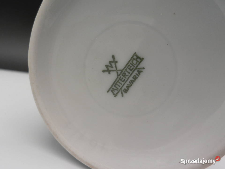 Biały cylindryczny wazon porcelanowy z Porcelana i szkło Raszków
