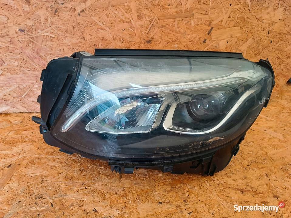 LAMPA LEWY PRZÓD REFLEKTOR EU A2539065101 osobowe Nowy Tomyśl